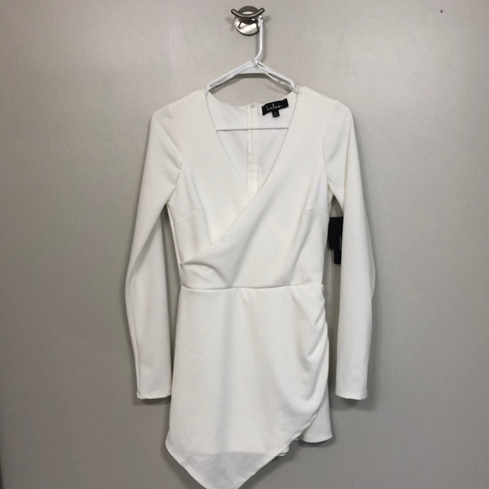 Lulu’s white long-sleeve romper, NWT. Size small.